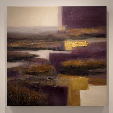 Abstraktes Moorbild von Lisa von der Oste in erdigen Violett- und Goldtönen